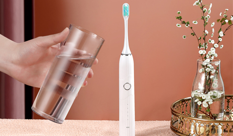 Modern smart electric toothbrush OEM introduction: What are the charging methods of electric toothbrushes?